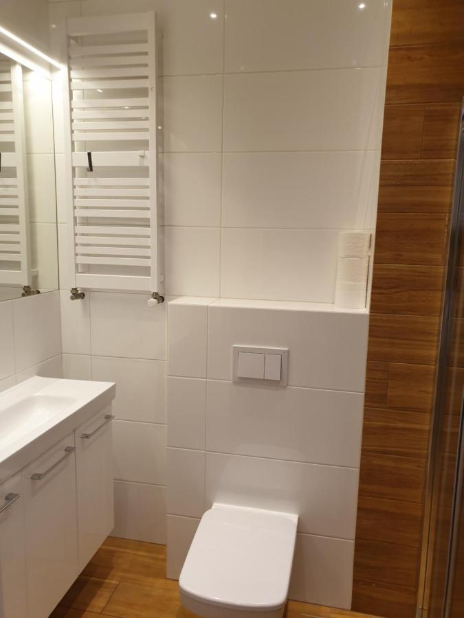 Maly Apartament W Zieleni Blisko Jeziora شرودا فيلكابولسكا المظهر الخارجي الصورة