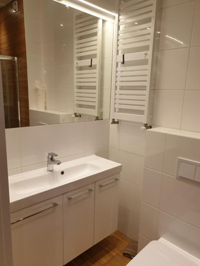 Maly Apartament W Zieleni Blisko Jeziora شرودا فيلكابولسكا المظهر الخارجي الصورة